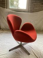 Vintage Arne Jacobsen Rode Swan Chair Fritz Hansen 1967, Ophalen, Info@fritzhansen.com, Fritz Hansen, 75 tot 100 cm