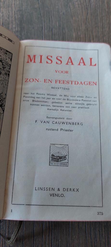 Oude Missaal voor Zon- en Feestdagen, Antiek en Kunst, Antiek | Boeken en Bijbels, Ophalen of Verzenden
