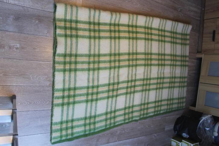 Wollen deken merk Princess 230 x 185, Huis en Inrichting, Slaapkamer | Beddengoed, Zo goed als nieuw, Deken of Dekbed, Tweepersoons