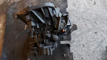 Versnellingsbak 1600i 16v Alfa 147 uit 2006 beschikbaar voor biedingen