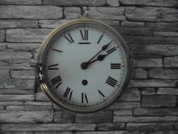 oude bootklok is gepoets ,,, beschikbaar voor biedingen