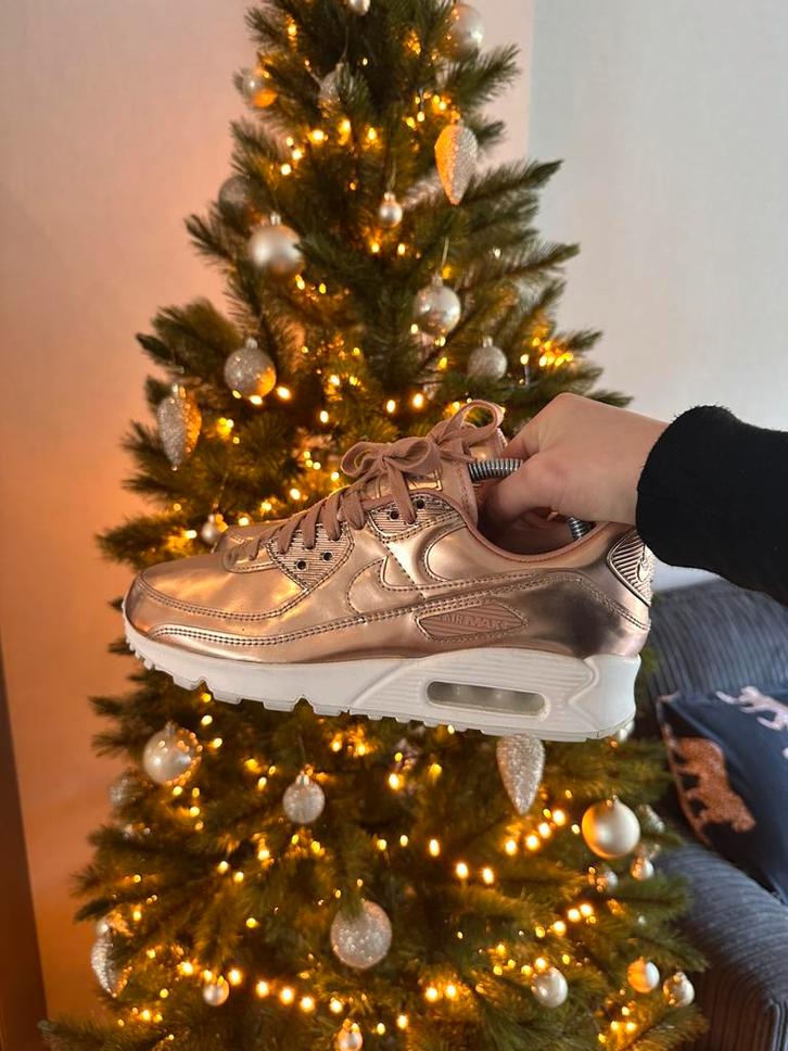 Nike Air Max 90 SP Metallic Rose Gold, Kleding | Dames, Schoenen, Zo goed als nieuw, Sneakers of Gympen, Roze, Verzenden
