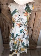 Leuke jurk van Zara maat 36 met zomerse print, Kleding | Dames, Jurken, Zara, Ophalen of Verzenden, Zo goed als nieuw, Maat 36 (S)