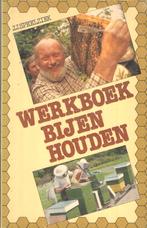 Werkboek bijen houden - J.J. Speelziek, Boeken, Gelezen, Ophalen of Verzenden, Overige onderwerpen, J.J. Speelziek