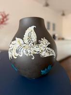 Zwarte Jonsberg vaas van Hella Jongerius, Ophalen, Zwart, Aardewerk of Porselein, Zo goed als nieuw