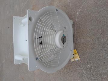 3x Multifan ventilatoren  beschikbaar voor biedingen
