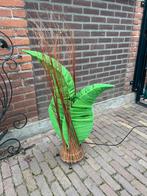 Vintage Franse vloerlamp van Rotan en Groene stof, Huis en Inrichting, Lampen | Vloerlampen, Ophalen, Bohemian, Coastal, Stof