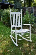 Klassieke houten schommelstoel wit, Ophalen, Zo goed als nieuw, Stoel(en)
