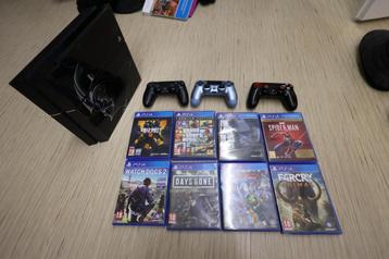 PlayStation 4 1TB SWB LimitedEdition+ 3 controllers+ 8 games beschikbaar voor biedingen