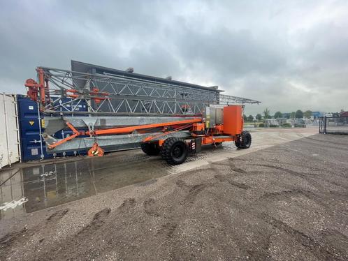 Bouwkraan - Montalift - zelf rijdend - 24 meter, Zakelijke goederen, Machines en Bouw | Kranen en Graafmachines, Hijswerktuig