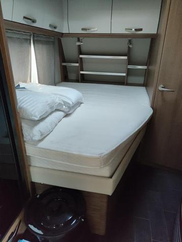 matras / topper voor caravan beschikbaar voor biedingen