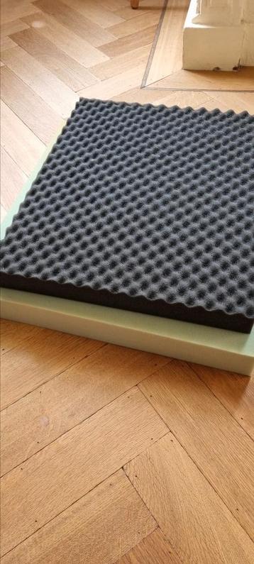 Gratis rolstoel kussens  beschikbaar voor biedingen