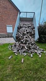 Gezocht: gratis af te halen  7 duimers dikformaat ±20x7x8, Tuin en Terras, Ophalen, Beton, Klinkers