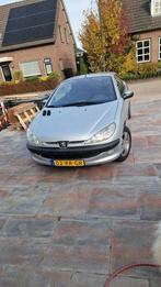 Peugeot 206 1.6 16V CC 2002 Grijs, Auto's, Voorwielaandrijving, 4 cilinders, Cabriolet, 4 stoelen