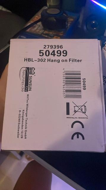 2x hang on filter voor aquarium beschikbaar voor biedingen