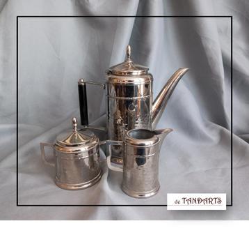 Koffie-set – verchroomd, gehamerd  = UNIEK ! beschikbaar voor biedingen