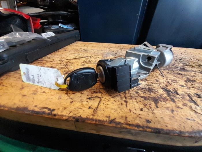 Kontaktslot + Sleutel van een Ford Focus, Auto-onderdelen, Overige Auto-onderdelen, Ford, Gebruikt, 3 maanden garantie, Ophalen