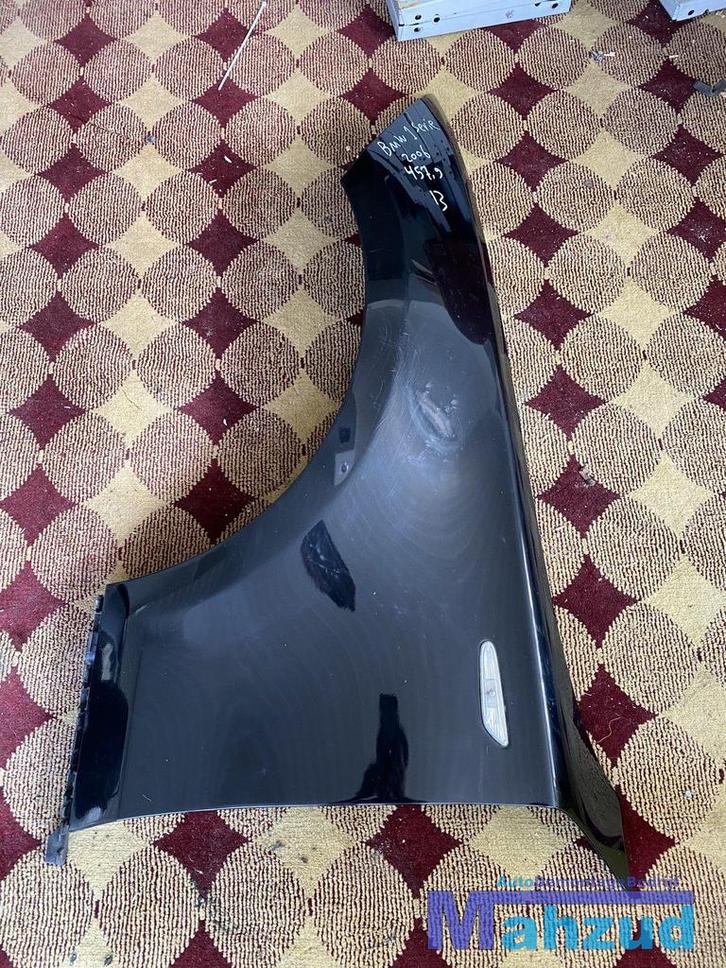 BMW 1 serie E81 E87 linker scherm zijscherm zwart 457.9, Auto-onderdelen, Carrosserie en Plaatwerk, Spatbord, BMW, Gebruikt, Ophalen of Verzenden