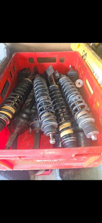 Achterklep schokbreker aandrijfas uitlaat microcar virgo beschikbaar voor biedingen