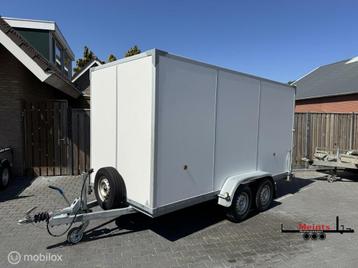 Gesloten aanhanger bakwagen XL 400x170x190 2000KG beschikbaar voor biedingen
