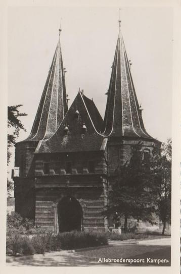 KAMPEN Allebroederspoort (Cellebroederspoort)  beschikbaar voor biedingen