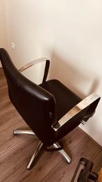 Kappersstoel met werkende pomp, Huis en Inrichting, Fauteuils, Ophalen, Gebruikt, Minder dan 75 cm, Metaal