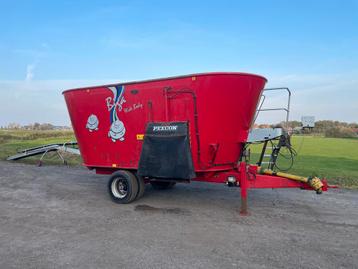 Voermengwagen Peecon VME 250 ZEER NETJES!!!! beschikbaar voor biedingen