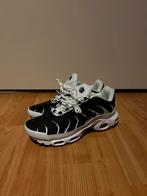 NIKE AIR MAX PLUS WHITE BLACK METALLIC PEWTER, Ophalen of Verzenden, Zo goed als nieuw, Zwart