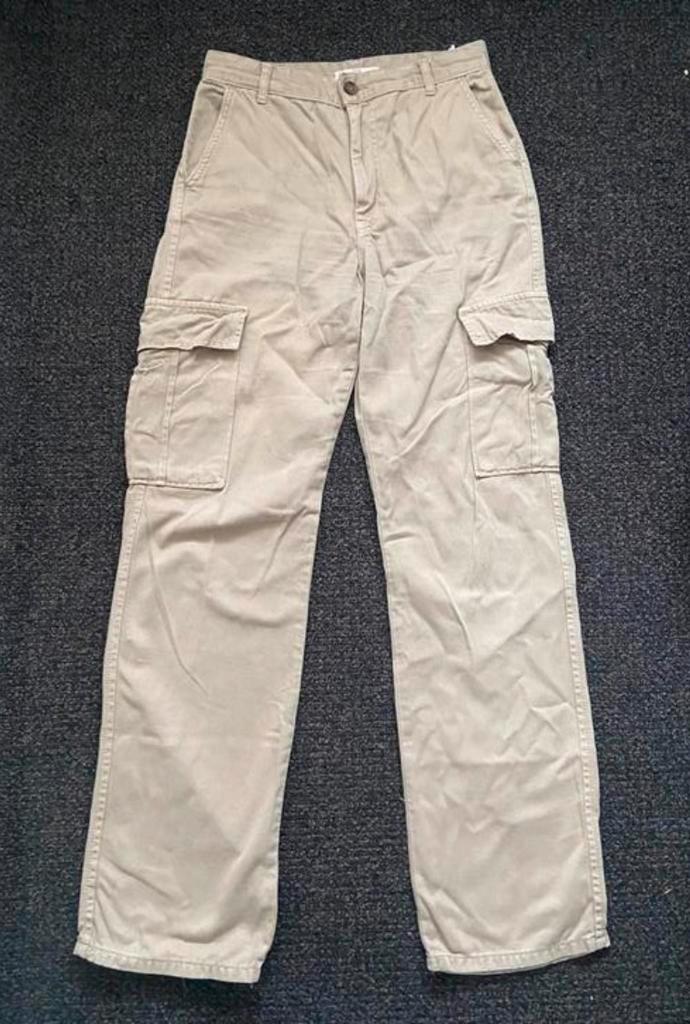 Stradivarius str beige baggy cargo broek wijde pijpen 38 40, Kleding | Dames, Broeken en Pantalons, Zo goed als nieuw, Maat 38/40 (M)