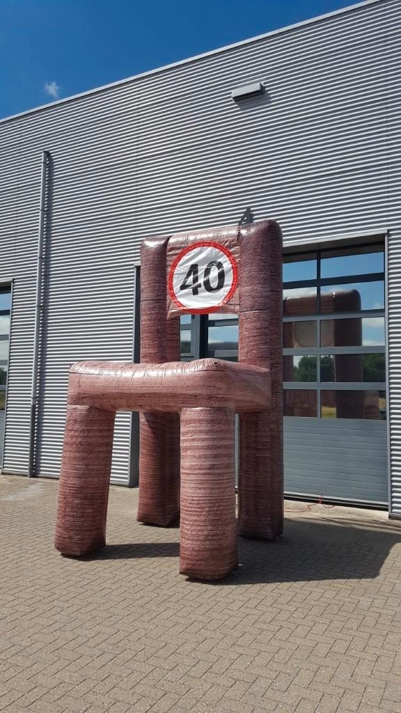Opblaasbare Stoel, 40 jaar, Oldenzaal, De Lutte, Denekamp., Hobby en Vrije tijd, Feestartikelen | Verhuur, Nieuw, Verjaardag, Ophalen