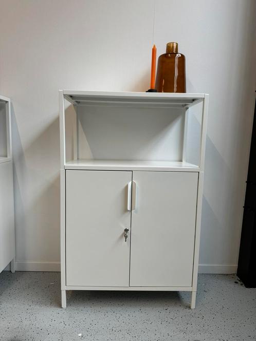 Ikea Trotten kast, metaal, wit, Huis en Inrichting, Kasten | Secretaires, Zo goed als nieuw, Ophalen