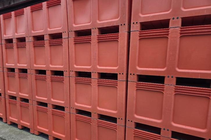 Palletboxen met gebruik sporen (Tonnen,Vaten), Doe-het-zelf en Verbouw, Kratten en Dozen, Gebruikt, Overige typen, 100 cm of meer