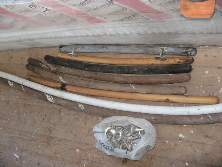 Trapleuningen, 8 stuks met houders/beugels, Doe-het-zelf en Verbouw, Ladders en Trappen, Gebruikt, Minder dan 2 meter, Ophalen