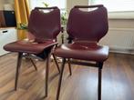 Vintage stoelen (Louis van Teeffelen stijl), Huis en Inrichting, Ophalen, Gebruikt, Twee, Hout
