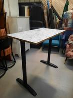 Mooie bartafel statafel metaal marmerlook koper 120x68 cm.