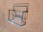 Salontafel Koperkleurig metal frame met sierlijke glasplaat., Ophalen, Gebruikt, 100 tot 150 cm, 50 tot 100 cm
