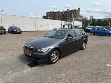 BMW 3-serie Touring 320i High Executive | 2007 | Comfort & l beschikbaar voor biedingen
