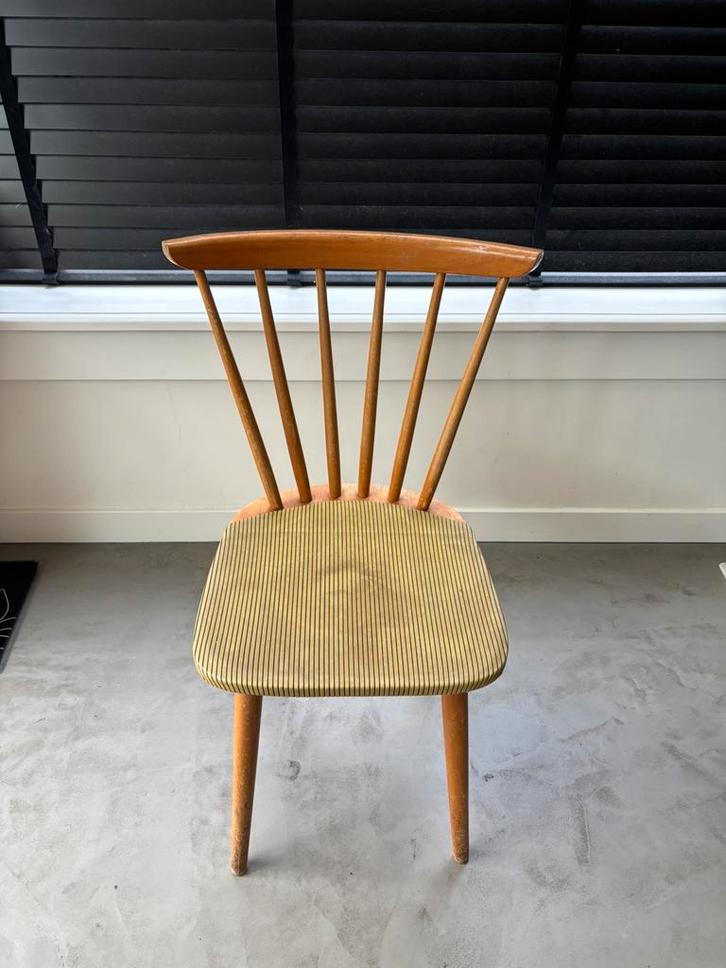Vintage houten eetkamerstoel — midcentury stijl, Huis en Inrichting, Stoelen, Gebruikt, Eén, Hout, Overige materialen, Overige kleuren