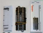 MÄRKLIN 24997 Ontkoppelrail met lichtmast 74997, Hobby en Vrije tijd, Modeltreinen | H0, Wisselstroom, Rails, Ophalen of Verzenden