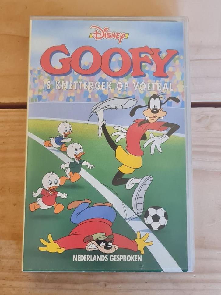 VHS Disney - Goofy is knettergek op voetbal VHS 4078/16, Cd's en Dvd's, VHS | Film, Zo goed als nieuw, Nederlandstalig, Alle leeftijden