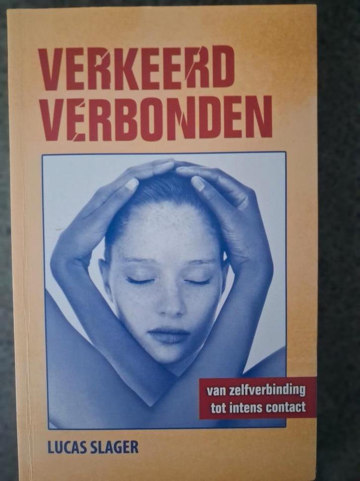 L. Slager - Verkeerd verbonden, Boeken, Esoterie en Spiritualiteit, Zo goed als nieuw, Achtergrond en Informatie, Spiritualiteit algemeen