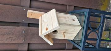 Vogelhuisjes  beschikbaar voor biedingen