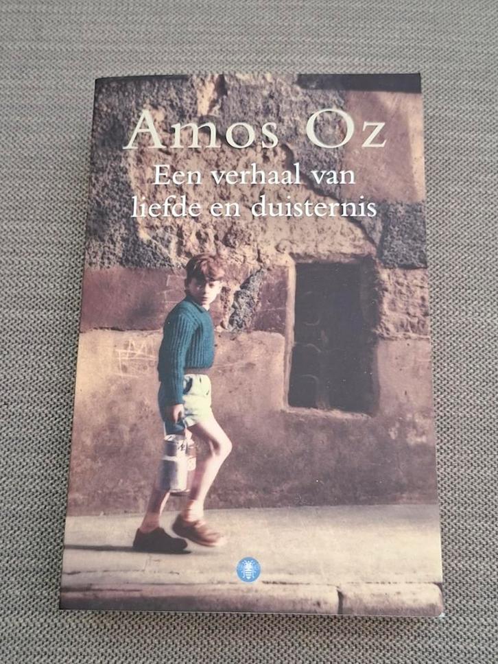 Amos Oz - Een verhaal van liefde en duisternis, Boeken, Literatuur, Gelezen, Ophalen of Verzenden