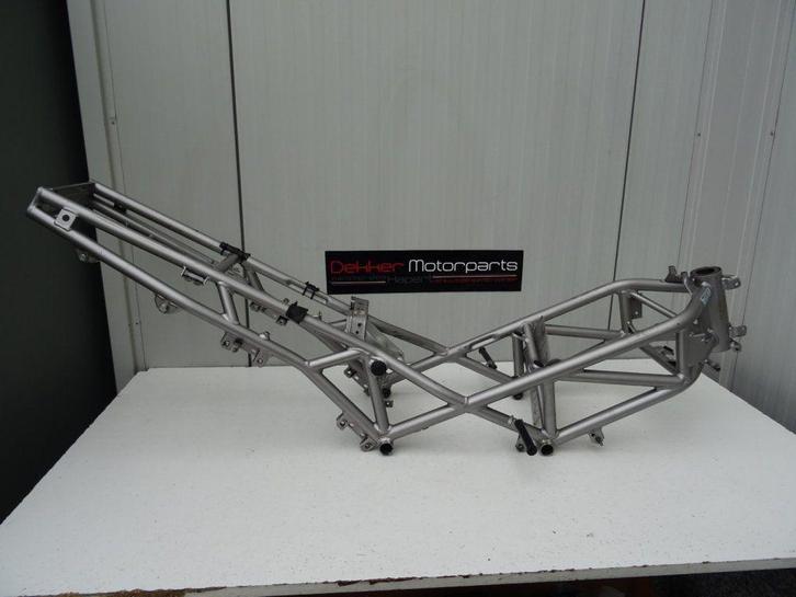 Frame met Compleet Nederlands kenteken Ducati ST4S / ST4, Motoren, Onderdelen | Ducati, Ophalen of Verzenden
