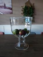Glazen fruitschaal / decoratieve schaal op voet, Ophalen of Verzenden, Zo goed als nieuw