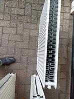 Radiatoren, Doe-het-zelf en Verbouw, Verwarming en Radiatoren, Ophalen, 30 tot 80 cm, Radiator, Zo goed als nieuw