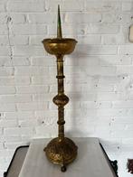 Antieke ( Gothiek )Kerk Kandelaar, Ophalen, Koper of Brons