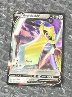Aegislash V 126/185 Vivid Voltage Sword & Shield Ultra Rare, Ophalen of Verzenden, Zo goed als nieuw, Losse kaart, Foil
