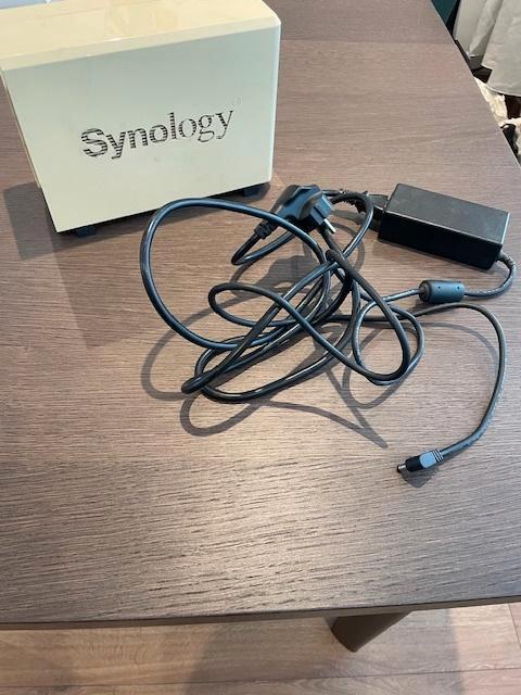 Synology DS212j zonder schijven, Computers en Software, NAS, Gebruikt, Ophalen of Verzenden