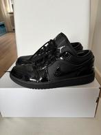 Nike air jordan 1 low se zwart maat 40, Zwart, Nike, Ophalen of Verzenden, Sneakers of Gympen